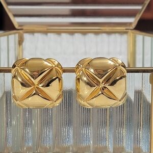 Vintage St. John Gold Tone Clip On Earrings Authentic